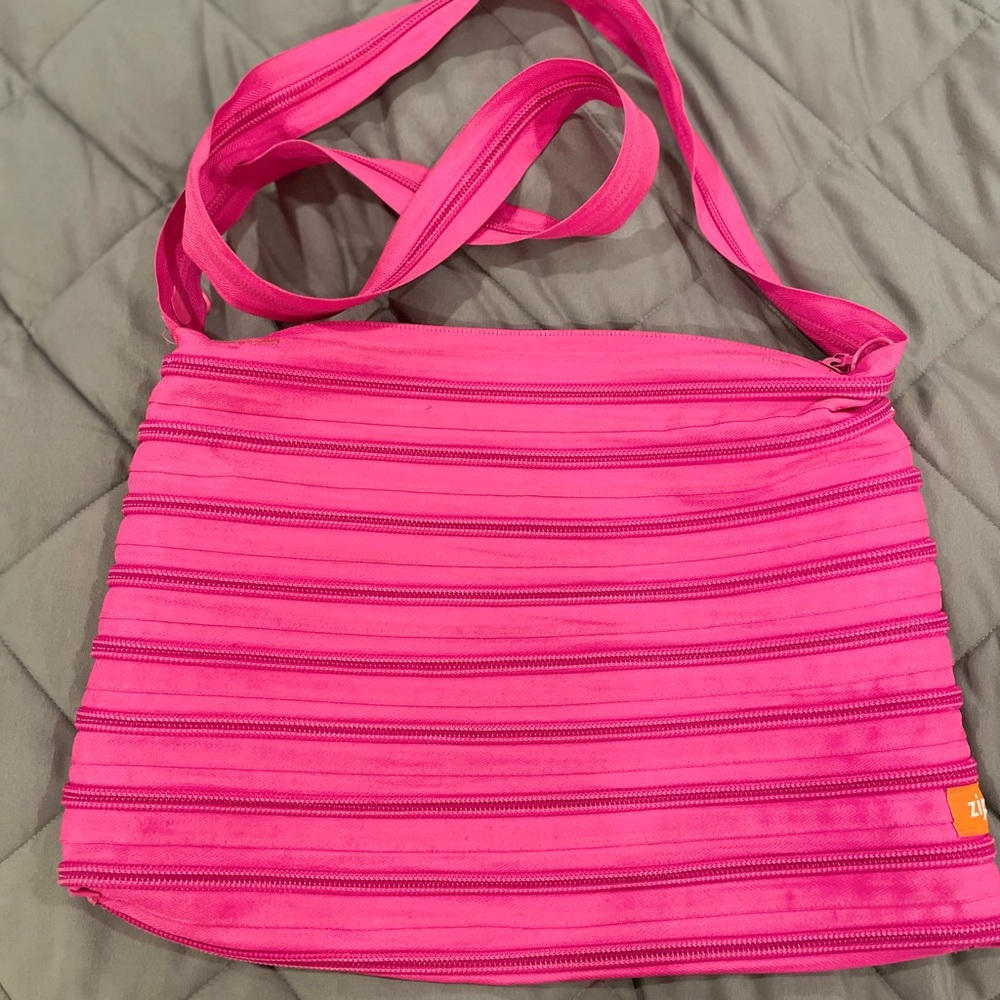 Zip it large pink bag